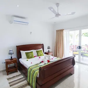 Coco Blanche Apartment Anse Royale