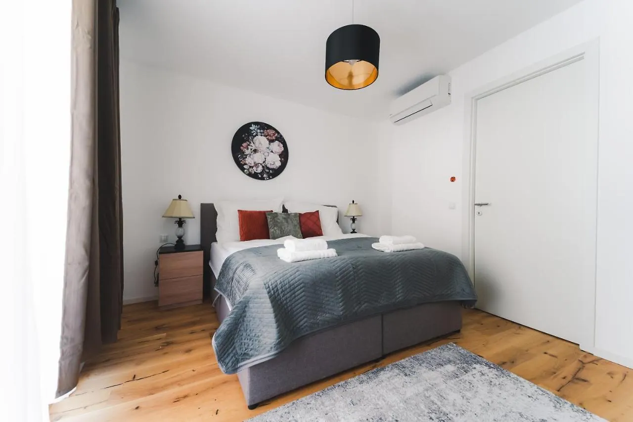 Triangle City Apartment II Wien 0*,