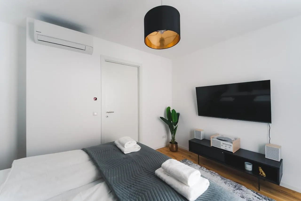 Triangle City Apartment II Wien