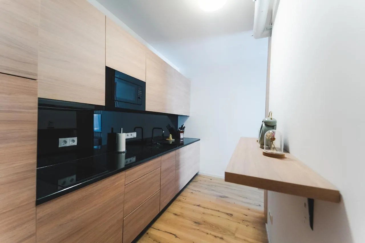 Triangle City Apartment II Wien